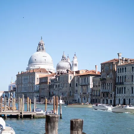 Roof-top Terrace Vicino San Marco E Canale Grande Lejlighed *
